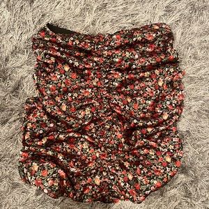 Zara floral ruched skirt